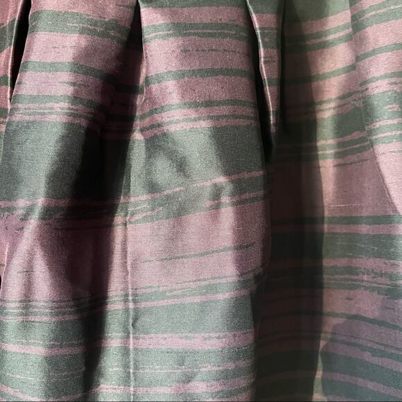 Banana Republic 100% silk pleated panels skirt a-line black burgundy size 2 - Picture 6 of 10
